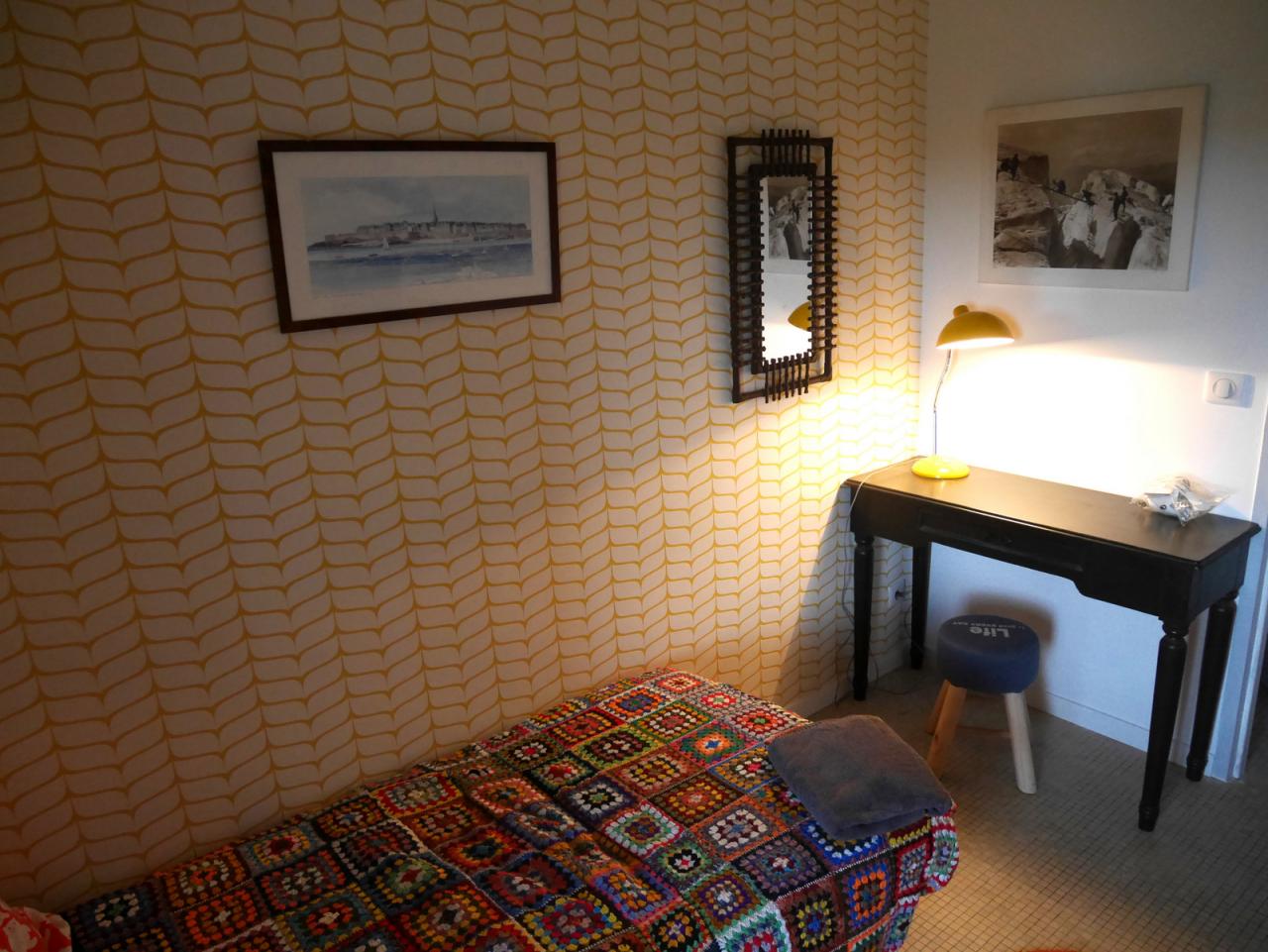 Chambre jaune