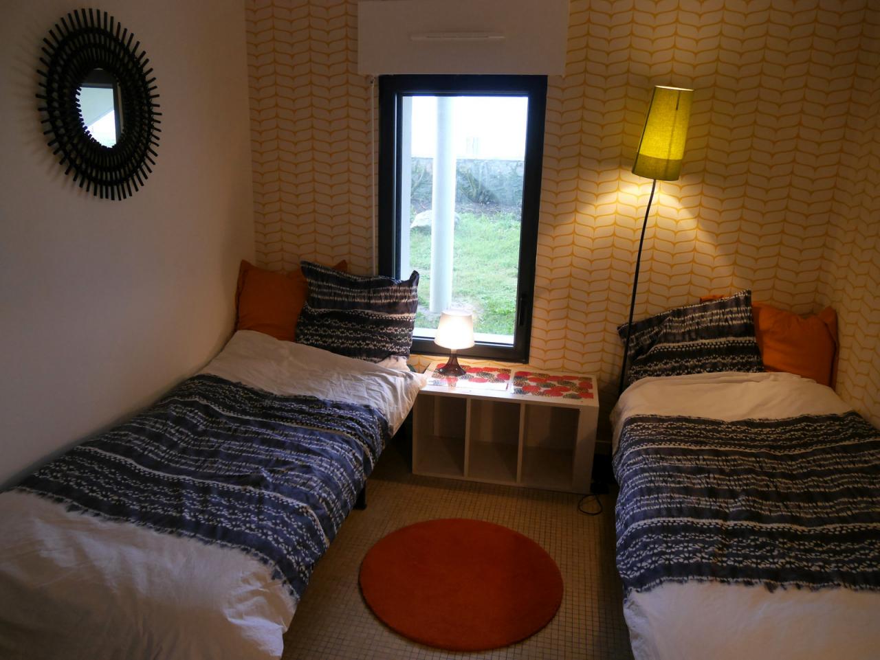 Chambre jaune (2 lits)